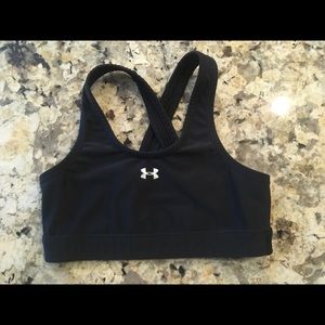 Under Armour Sports Bra Black size Small